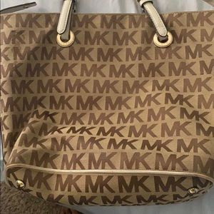 Michael Kors Large Bag 100% authentic